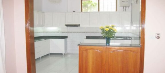 Villa de 6 dormitorios en Tay Ho, Vietnam No. 7160 5