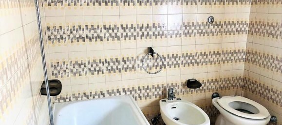 3 Schlafzimmer Wohnung in Grotte di Castro, Italy, Nr. 77945 14