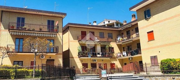 3 Schlafzimmer Wohnung in Grotte di Castro, Italy, Nr. 77945 16