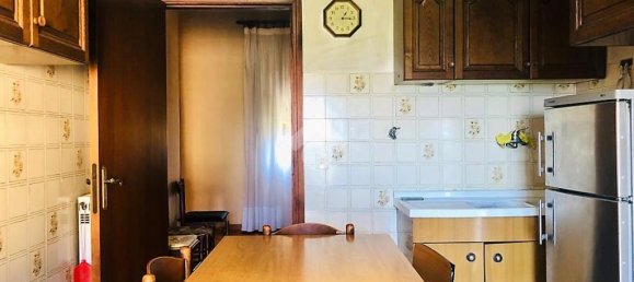 3 Schlafzimmer Wohnung in Grotte di Castro, Italy, Nr. 77945 7