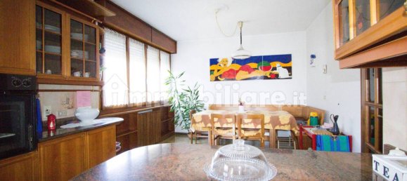 3 bedrooms Apartment in Trento, Italy No. 169033 3