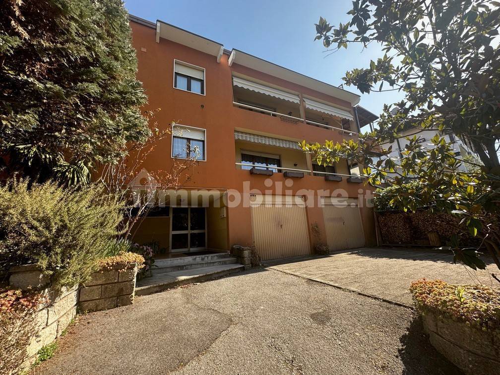 3 bedrooms Apartment in Trento, Italy No. 169033