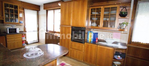 3 bedrooms Apartment in Trento, Italy No. 169033 2