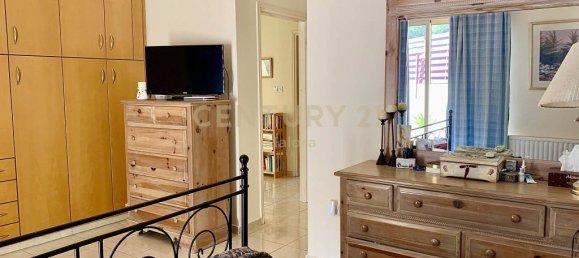 Villa de 3 dormitorios en Pyrgos, Cyprus No. 539 7