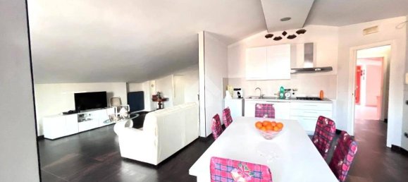 3 Schlafzimmer Wohnung in Somma Vesuviana, Italy, Nr. 157687 9