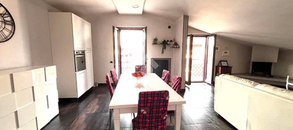 3 Schlafzimmer Wohnung in Somma Vesuviana, Italy, Nr. 157687 7