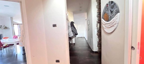 3 Schlafzimmer Wohnung in Somma Vesuviana, Italy, Nr. 157687 16