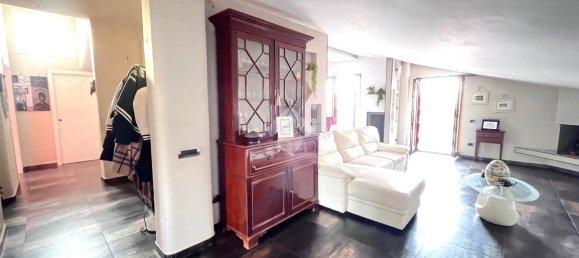 3 Schlafzimmer Wohnung in Somma Vesuviana, Italy, Nr. 157687 13