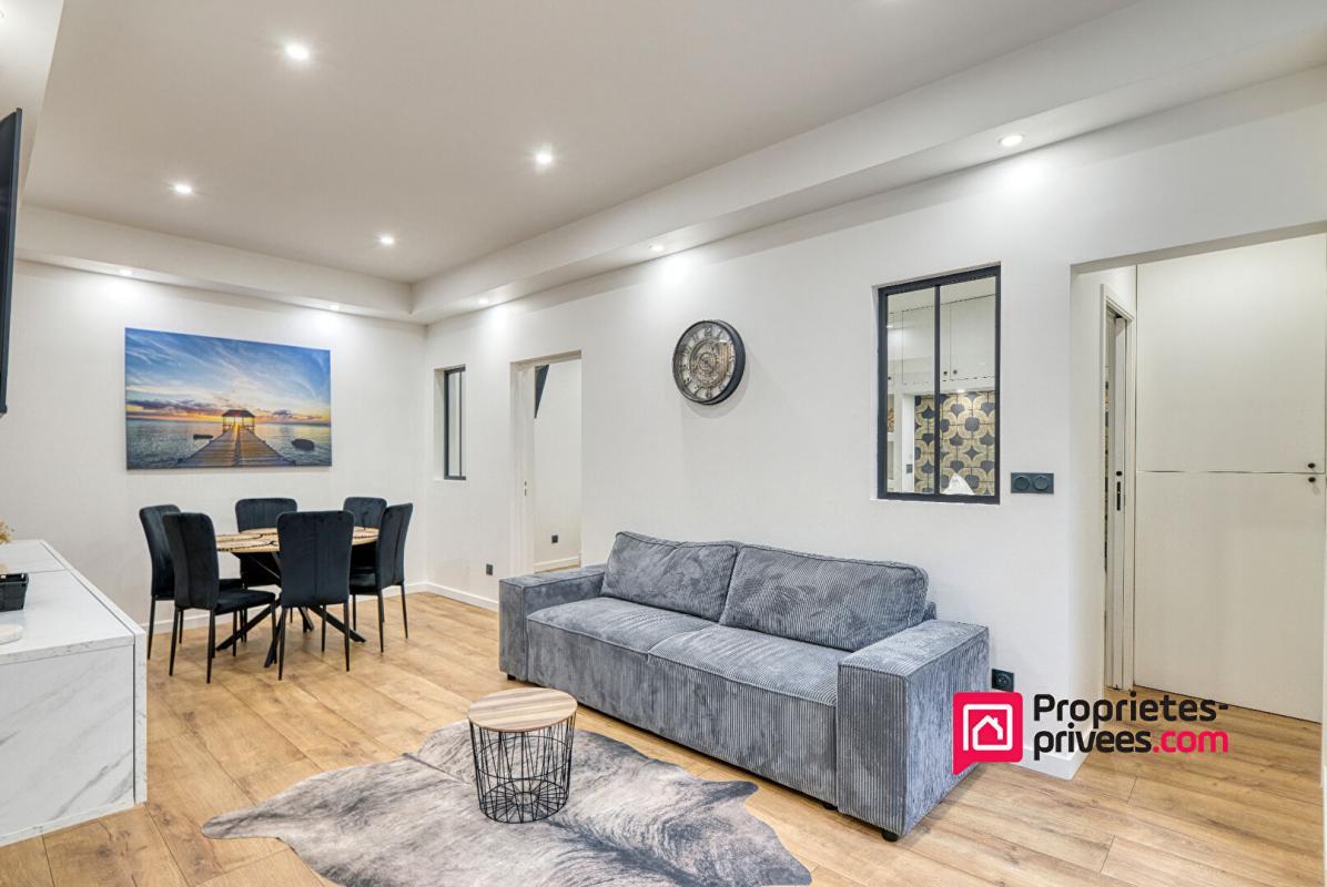 2 bedrooms Apartment in Vienne, France No. 99579