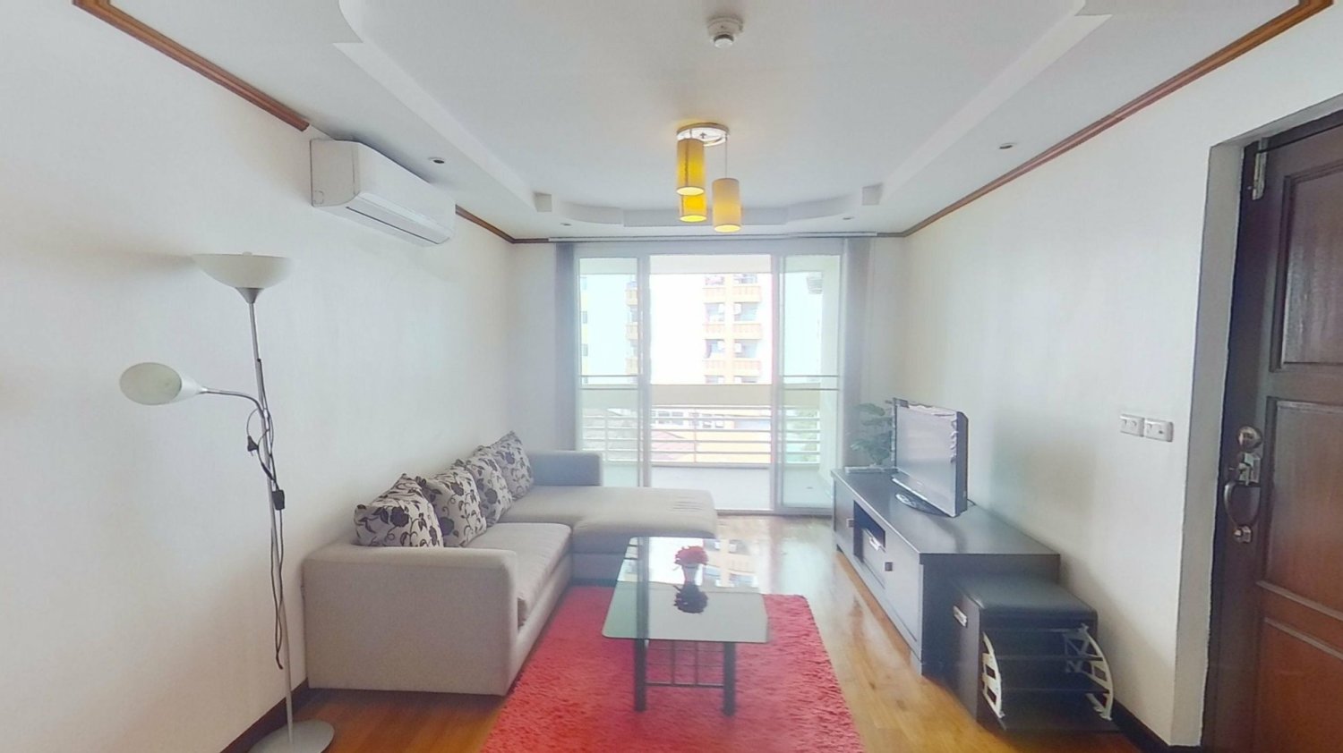 Кондоминиум  в Ваттхана, Таиланд № 73752