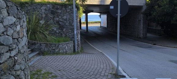 Garage à Cogoleto, Italy 24m² No. 308883 2