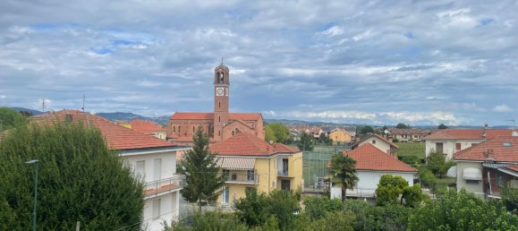 Apartamento de 4 habitaciónes en Chieri, Italy No. 276006 2