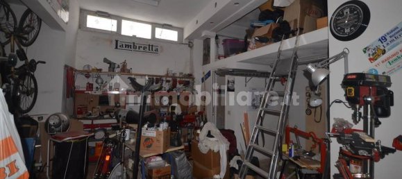 154m² Warehouse in Sesto Fiorentino, Italy No. 228603 7