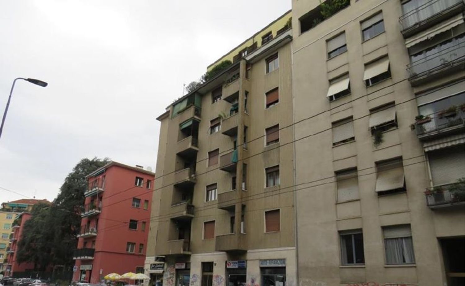 Propriété commerciale à Milan, Italy 63m² No. 248216