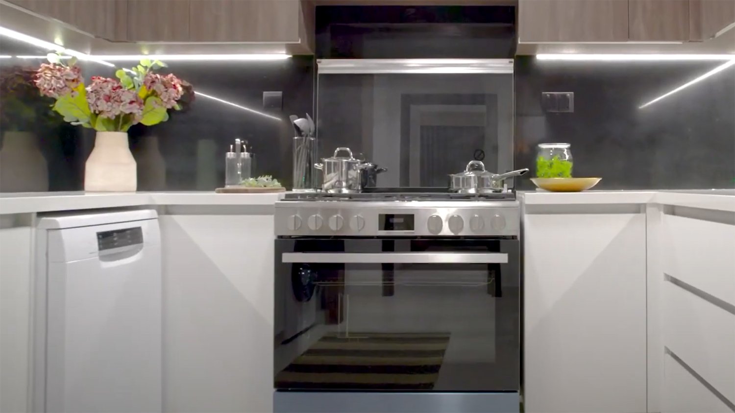 1 Schlafzimmer Wohnung in MARWA HEIGHTS, Jumeirah Village Circle, UAE, Nr. 58515