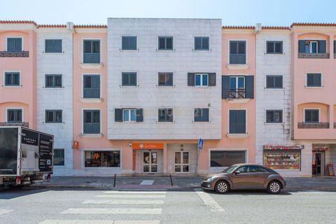 Apartamento de 2 dormitorios en Cascais, Portugal No. 291300