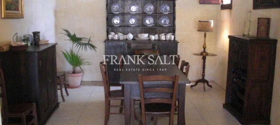 4 bedrooms House in San Lawrenz, Malta No. 517 8