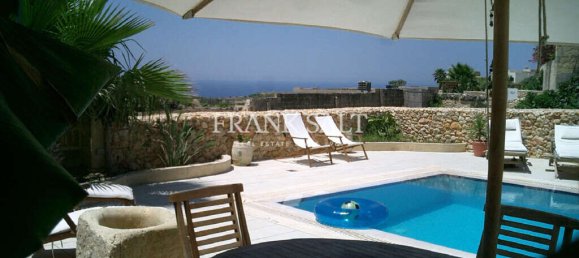 4 bedrooms House in San Lawrenz, Malta No. 517 12
