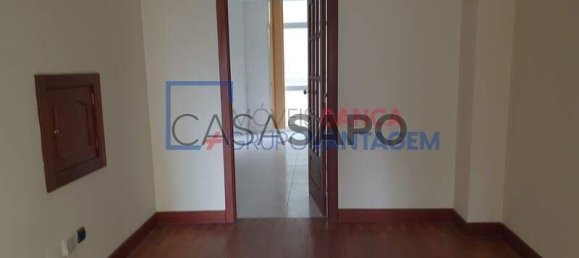 3 bedrooms Apartment in Senhora da Hora, Portugal No. 213625 7