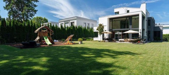 4 bedrooms Villa in Potsdam, Germany No. 13169 15