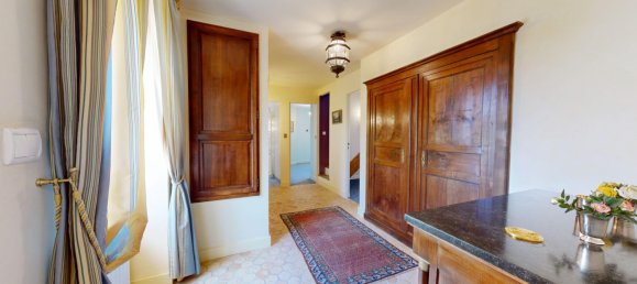 4 bedrooms Villa in Les Alluets-le-Roi, France No. 349508 8