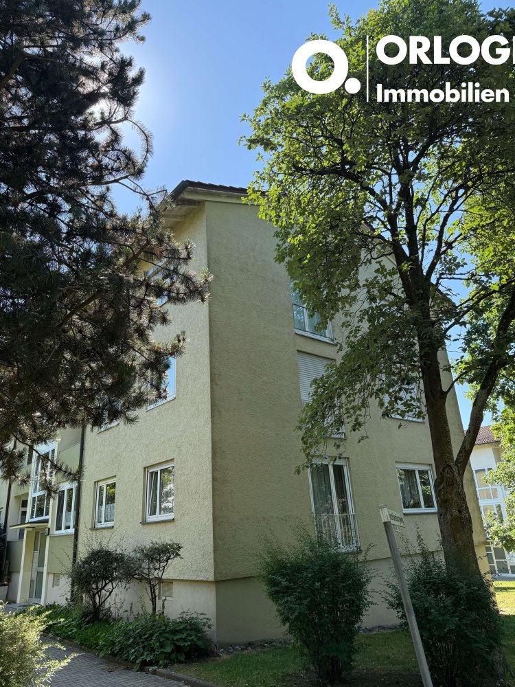 Квартира с 3 спальнями в Ульм, Германия № 225363