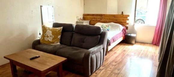 2 bedrooms House in Yonne, France No. 359734 7