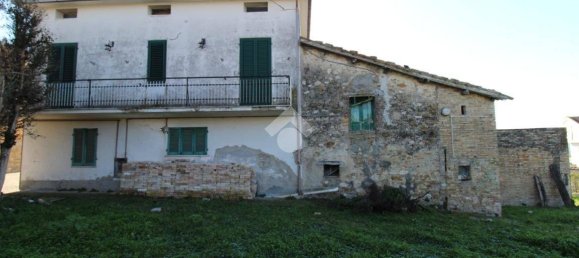 Estudio en Teramo, Italy No. 43160 2