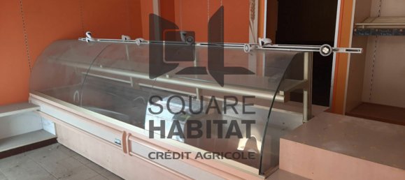 2 chambres Bâtiment à Cinq-Mars-la-Pile, France No. 87996 2