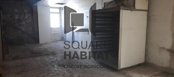 2 chambres Bâtiment à Cinq-Mars-la-Pile, France No. 87996 8