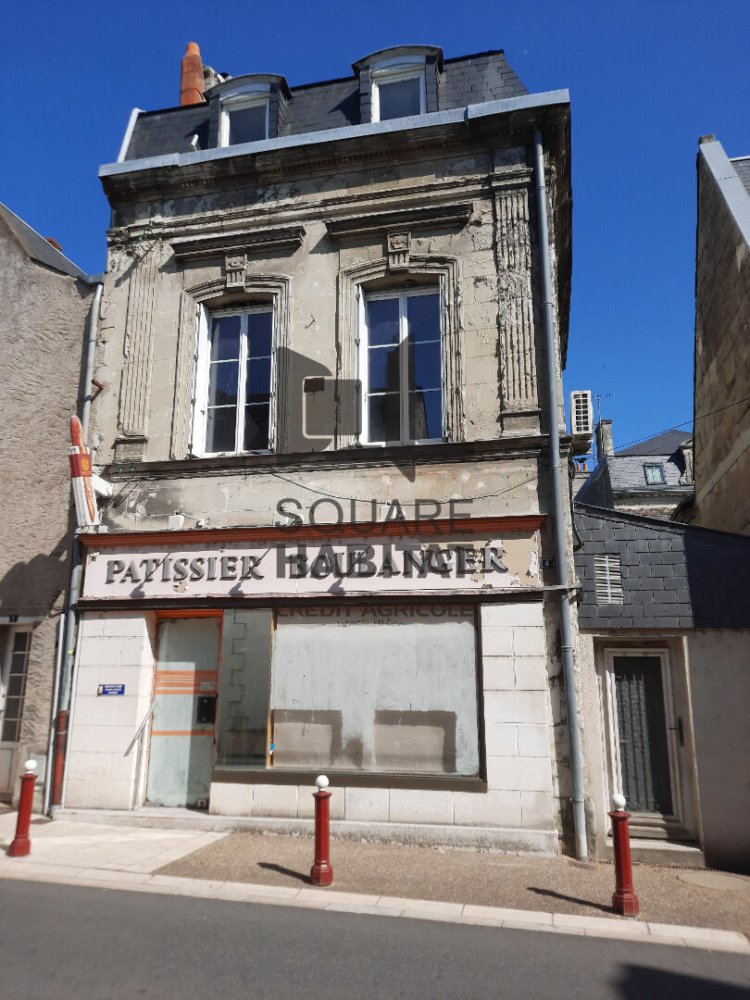 2 chambres Bâtiment à Cinq-Mars-la-Pile, France No. 87996