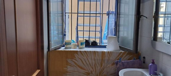 2 rooms Apartment in Turin, Italy No. 150478 11