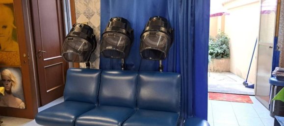 2 rooms Apartment in Turin, Italy No. 150478 3