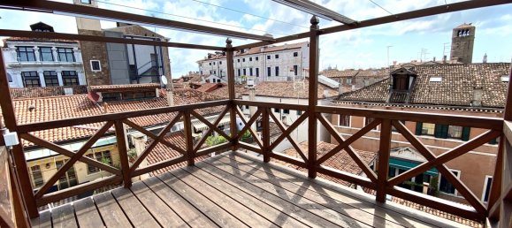 Пентхаус с 1 спальней в Венеция, Италия № 53100 17