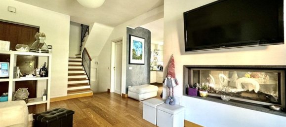 3 rooms Villa in Albano Laziale, Italy No. 78936 3