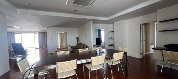4 bedrooms Condo in Bang Lamung, Thailand No. 21590 3