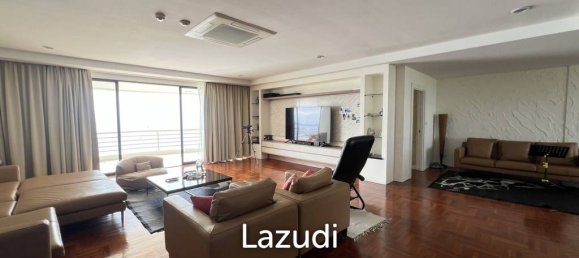 4 bedrooms Condo in Bang Lamung, Thailand No. 21590 2