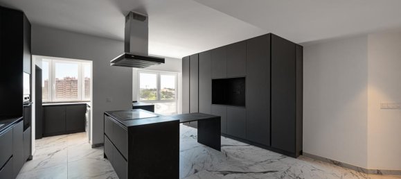 4 bedrooms Apartment in Lisbon, Portugal No. 133953 6