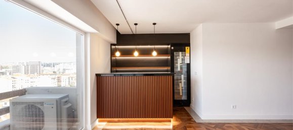 4 bedrooms Apartment in Lisbon, Portugal No. 133953 5