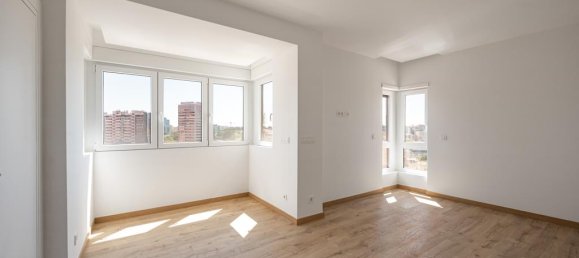 4 bedrooms Apartment in Lisbon, Portugal No. 133953 23