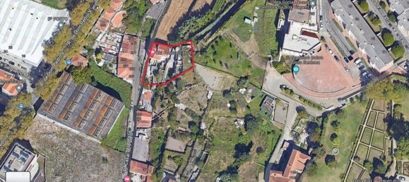 872m² Land in Porto, Portugal No. 92332 4