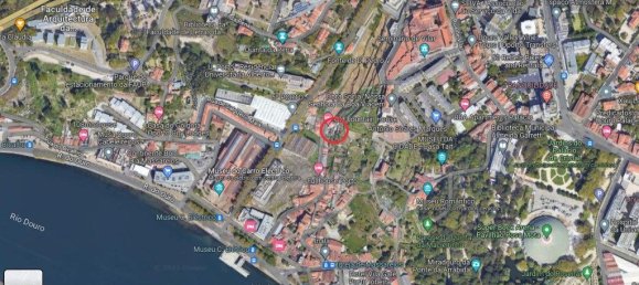 872m² Land in Porto, Portugal No. 92332 5