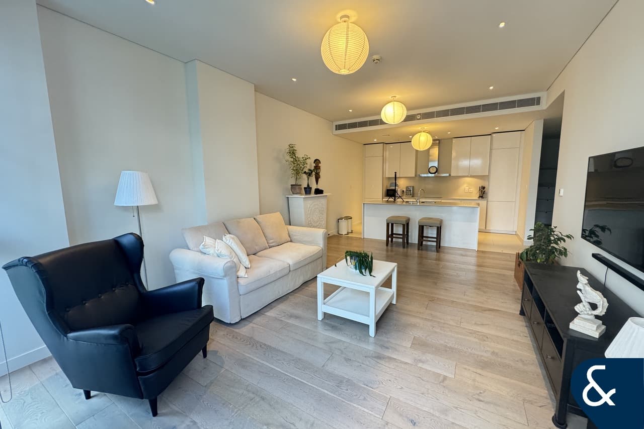 1 bedroom Apartment in City Walk, UAE No. 110360