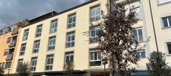 3 rooms Penthouse in Cassino, Italy No. 81986 3