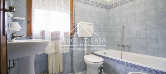 2 bedrooms Apartment in Viareggio, Italy No. 378719 13
