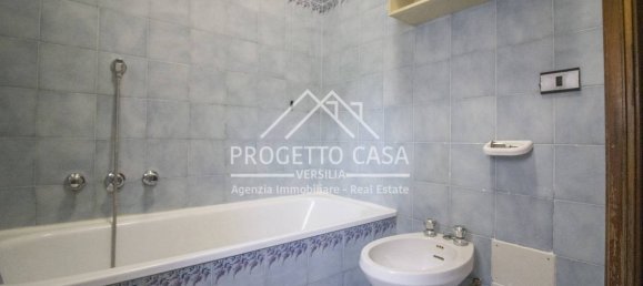 2 bedrooms Apartment in Viareggio, Italy No. 378719 15