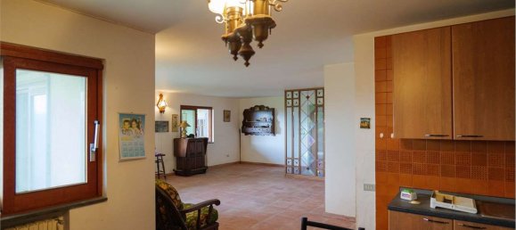 10-salle Appartement à Salerno, Italy No. 94463 8