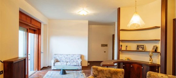 10-salle Appartement à Salerno, Italy No. 94463 28