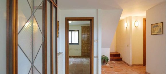 10-salle Appartement à Salerno, Italy No. 94463 25