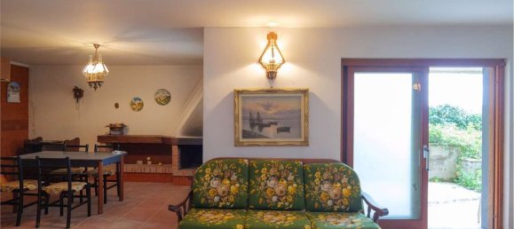 10-salle Appartement à Salerno, Italy No. 94463 6